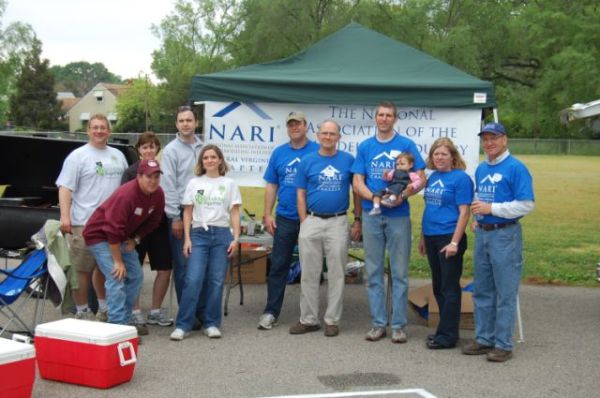 NARI and Rebuilding Together volunteers partner for a good cause.