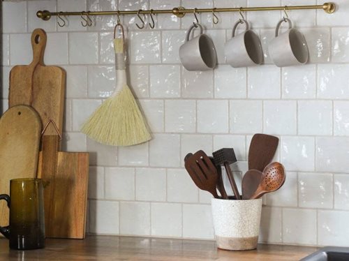 ISpyDIY_Loft_Kitchen_006-edited.jpg